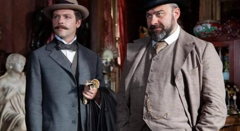 filme la moscu clandestina