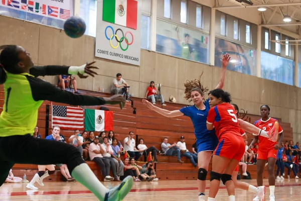 25 Fem JR vs USA