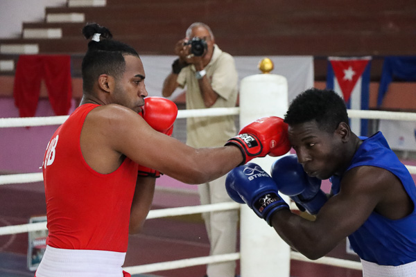 24 PG D10 Arlen López GTM r 03