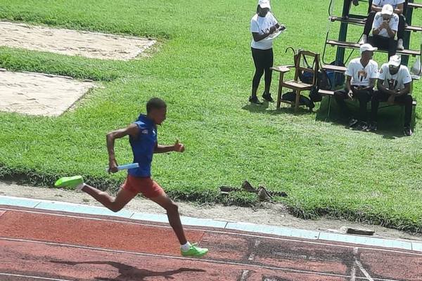 25 Paratletismo escolar
