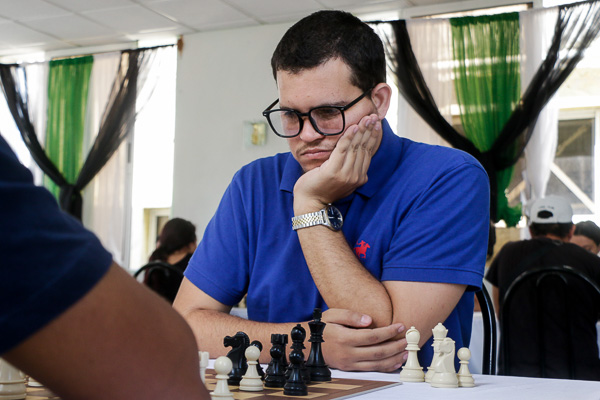 24 Grand Prix 04 Luis Ernesto Quesada