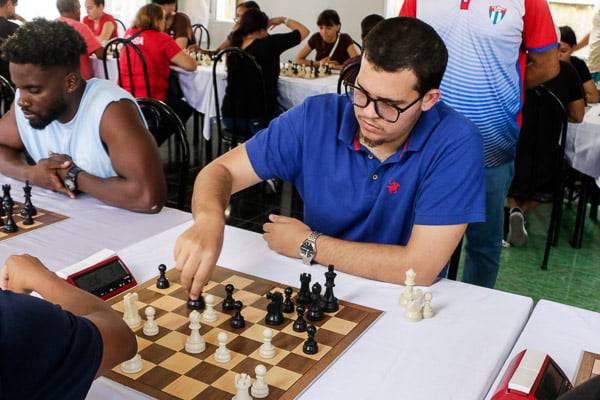 24 Grand Prix Luis Ernesto
