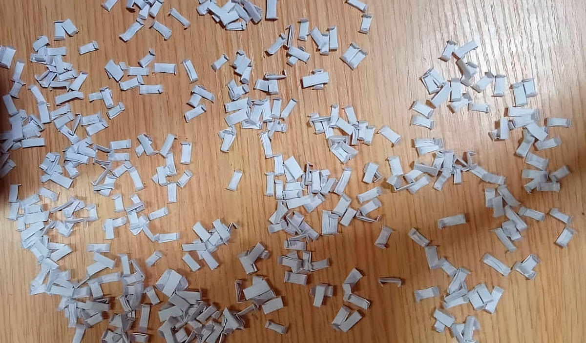 El quimico se comercializa en dosis de 0.5 cm² de papel atomizado. Foto cortesia del Minint