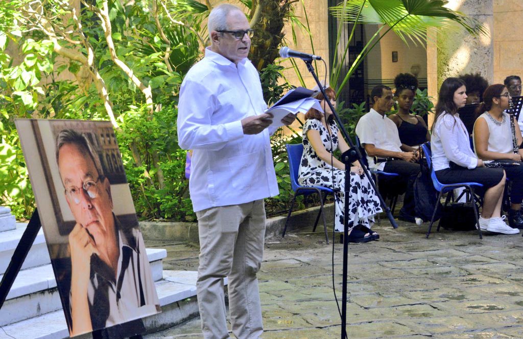 0911 natalicio leal