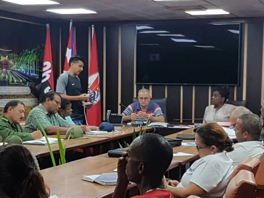 bbbb3a608f88c4edf475bd4f3c5281e0 XL