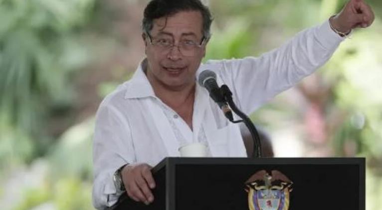gustavo petro 2