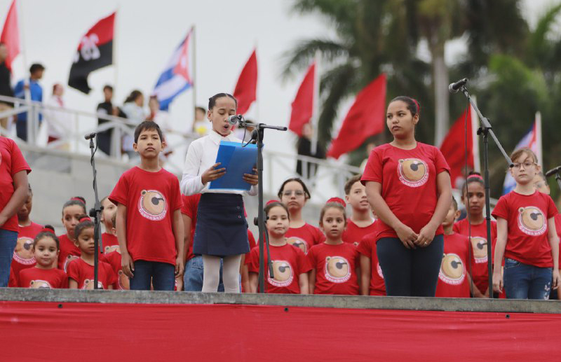 0128 pioneros plaza parada martiana4