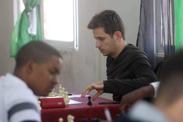 26 Jorge Roberto Elías. 2jpg