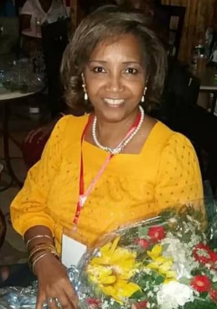 doctora lidia lorie