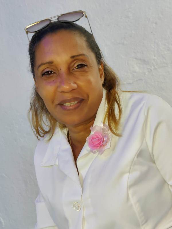 Maria Susana sonrie