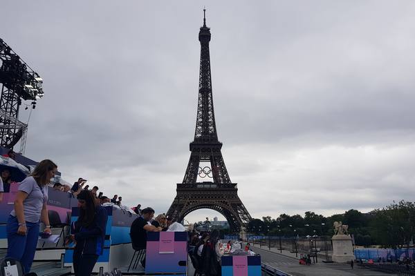 Torre gris