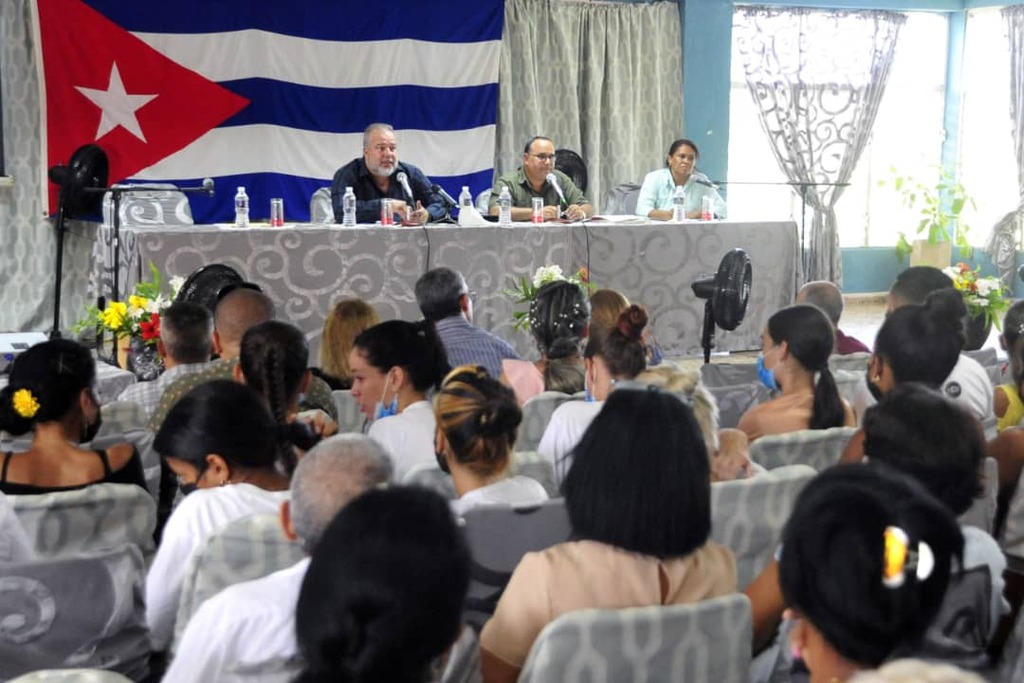 0607 manuel marrero visita gubernamental la isla