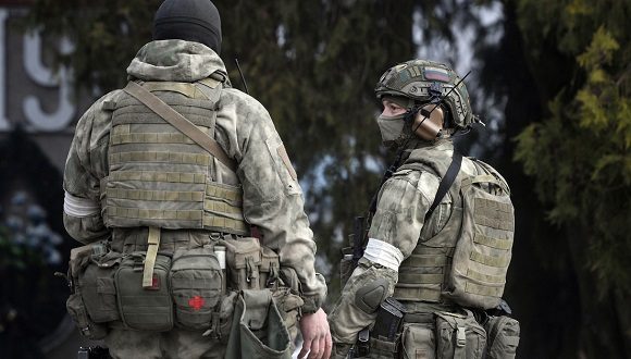 militares rusos 580x330