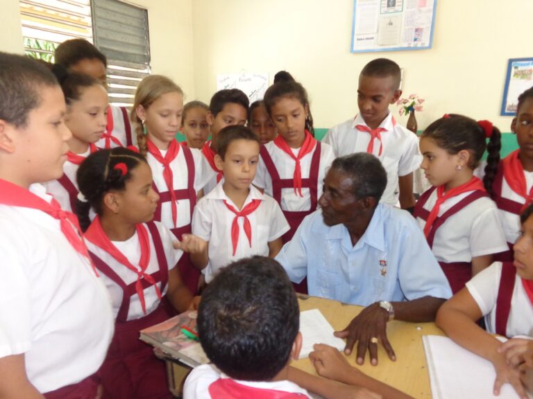 Stgo Educacion 768x576