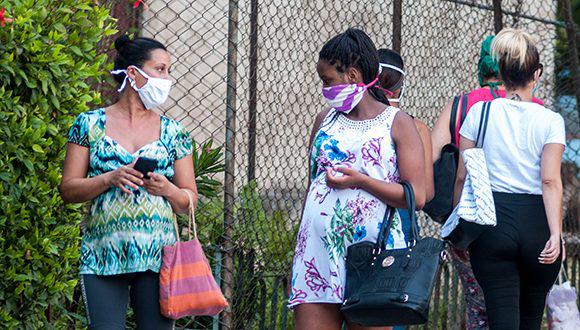 0104 fecundidad embarazadas cuba