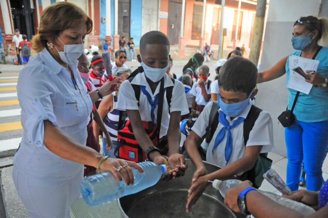 Guantánamo reanuda curso escolar 1