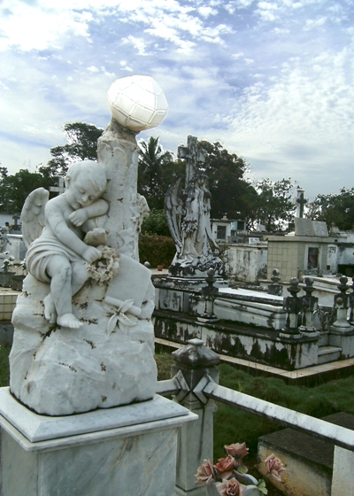 cementerio El Paraiso 3