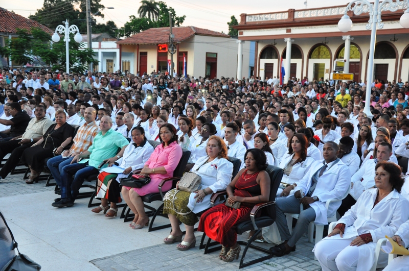 1graduación Medicina Gtmo 2017 4