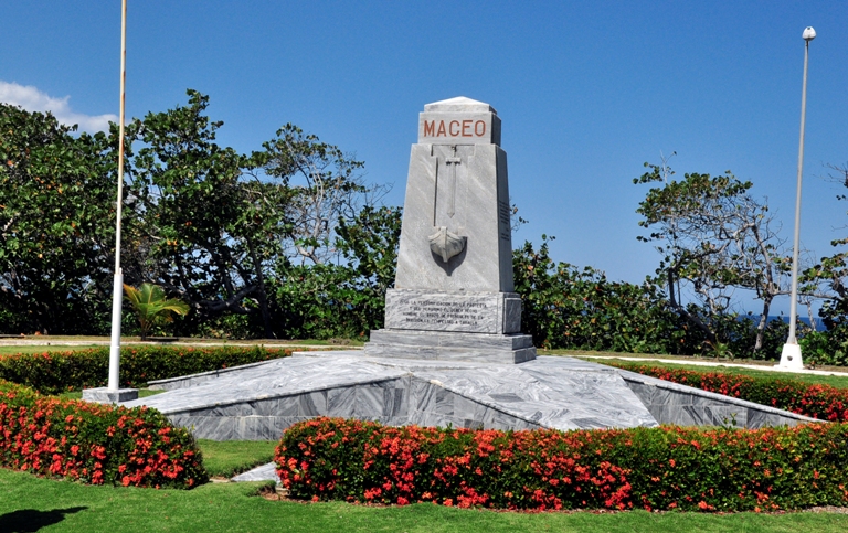 monumento duaba