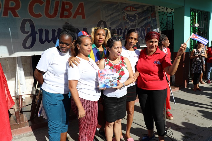 desfile pioneril por el primero de mayo 2025 1