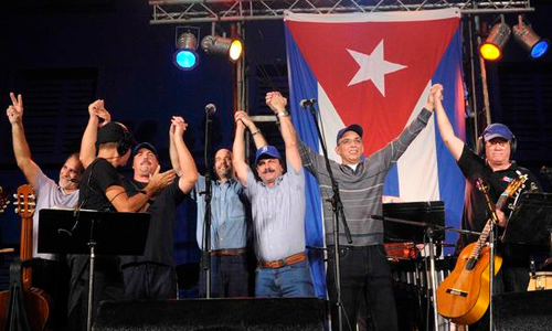 cinco-concierto-silvio