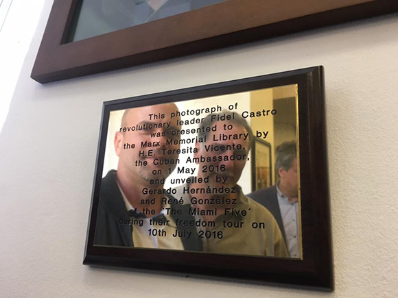 rene-gonzaleaz-y-gerardo-hernandez-cinco-heroes-reino-unido-fidel