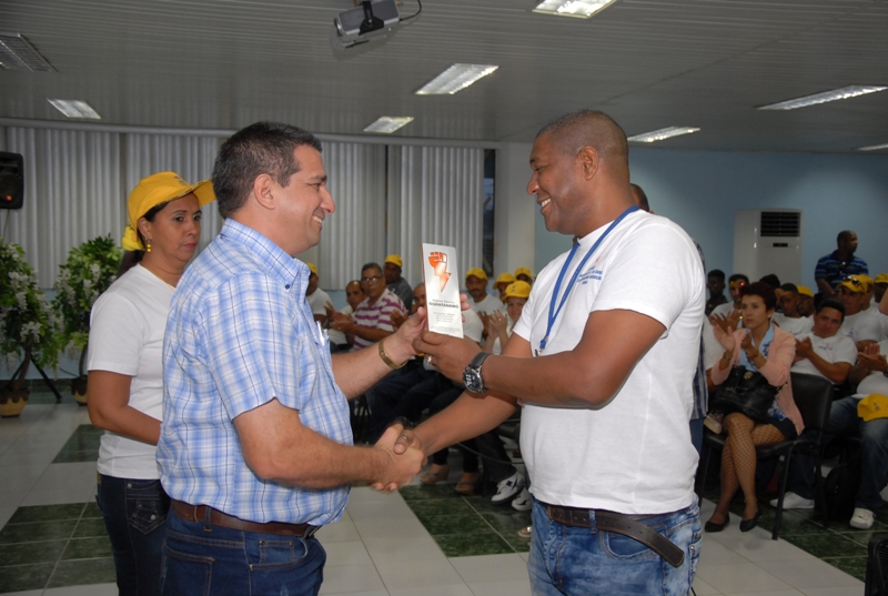 1eléctricos guantanameros