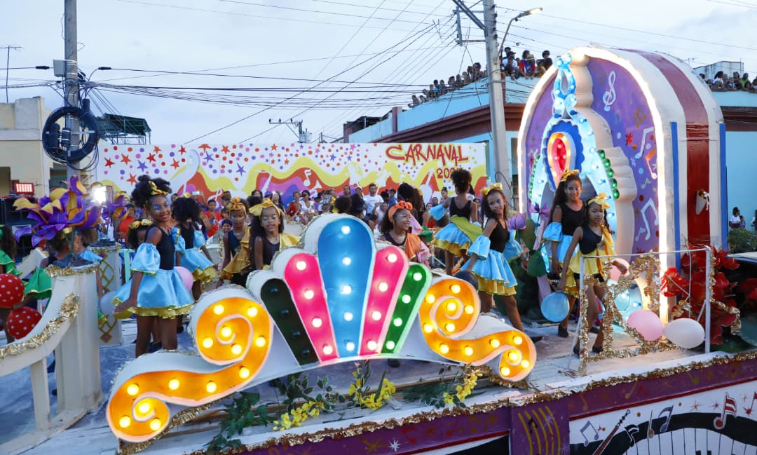 Más del carnanval infantil 2025 10