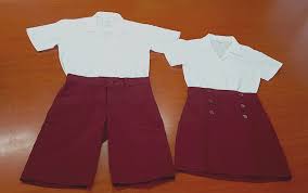 uniforme escolar nuevo
