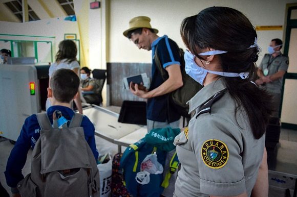 covid holguin 580x386