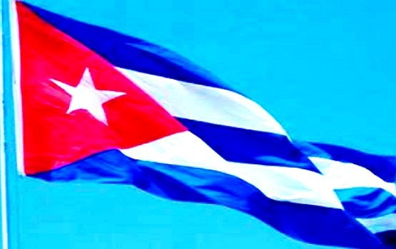 1-2bandera-cubana-aire