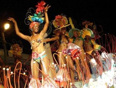 carnaval-guantanamo2014