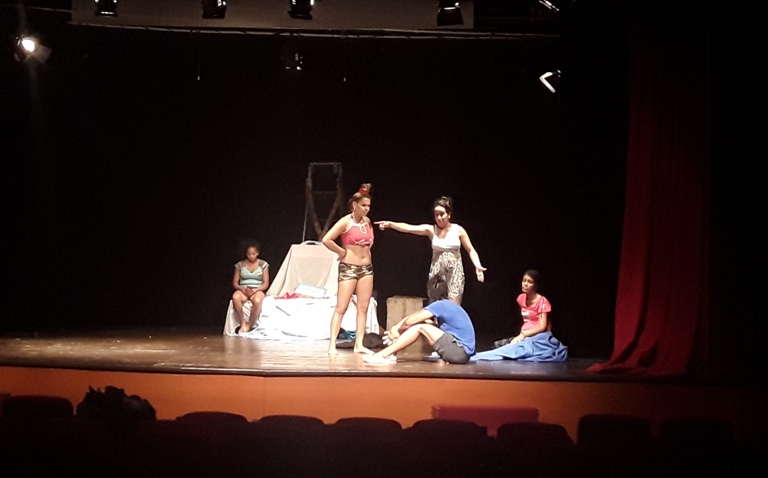 estreno rios