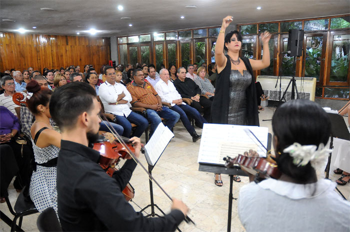 fidel velada cultural