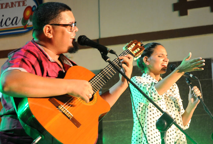 6 Eduardo Sosa y Annie Garces