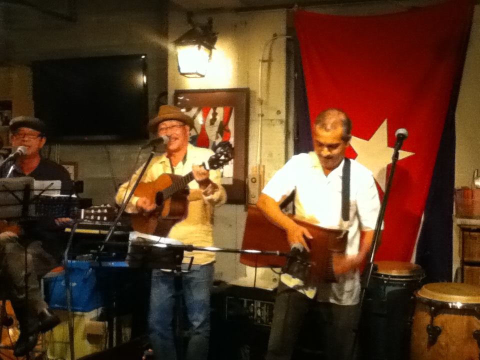pedritocaverdós bodeguita tokio