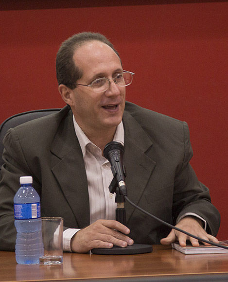 presentacion del libro un siglo de teoria de las relaciones internacionales cuba 1