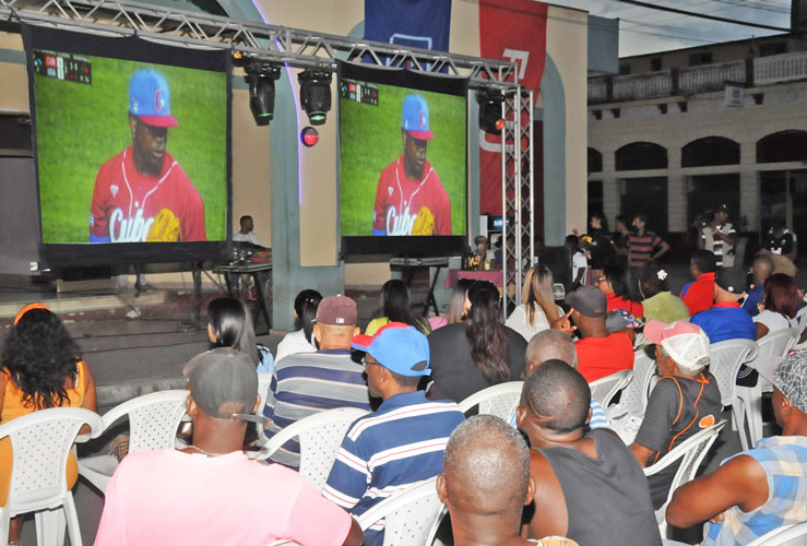 Apoyo al Team Asere 4