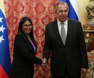delcy y lavrov 300x250