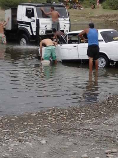 lavando carros rio
