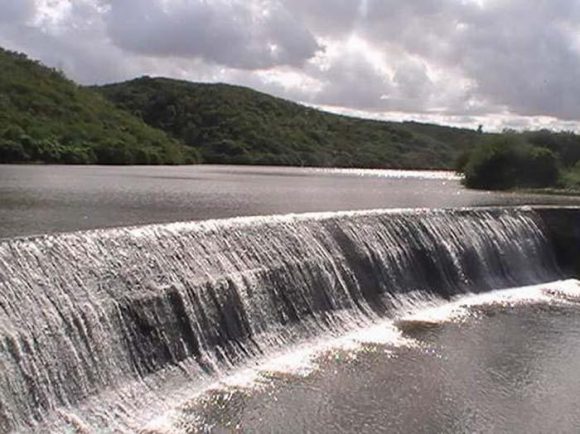 embalse presa cuba 580x434