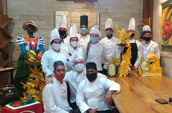 equipo y obras presentadas al concurso el arte de mukimono 580x381