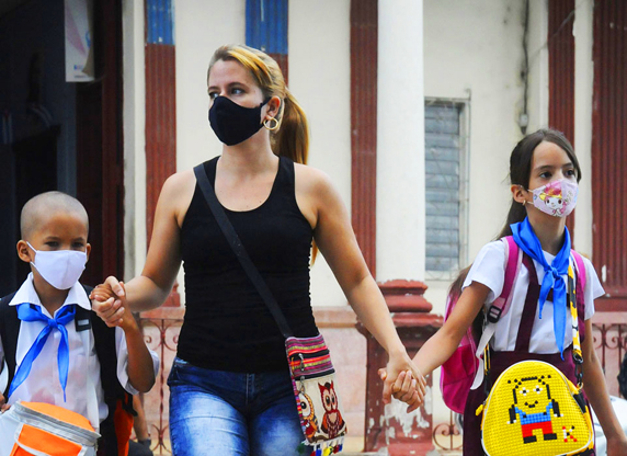 mujer guantanamera 3