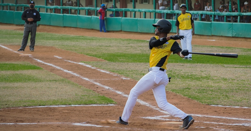 Indios del Guaso vs Azucareros de Villa Clara béisbol Cuba 2022 11