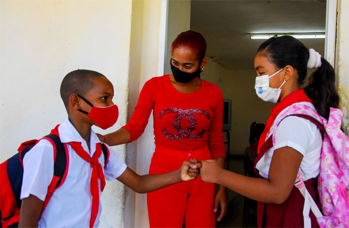 retorno a las aulas en guantánamo 001