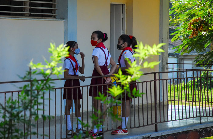 retorno a las aulas en guantánamo 007
