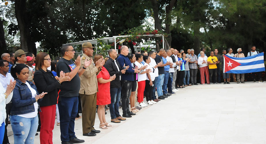 firma del código de ética de los cuadros. Gtmo 7
