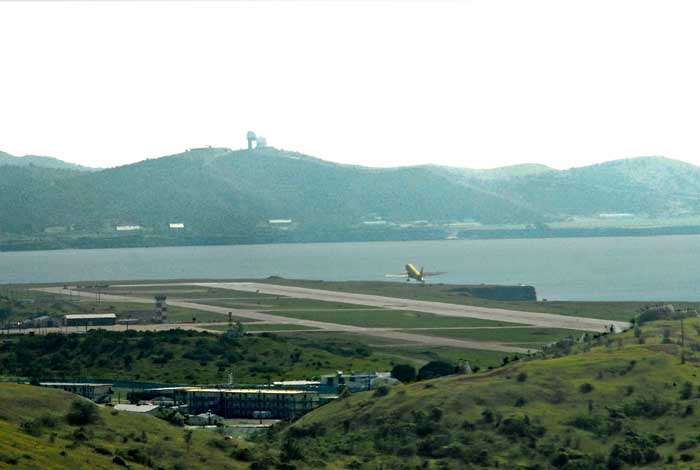 aeropuerto base naval