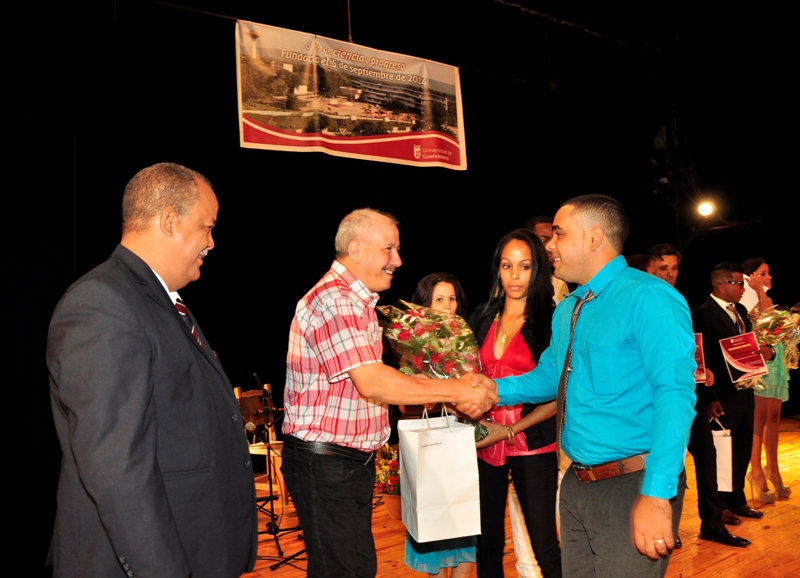 1graduación universidad de Guantánamo 1