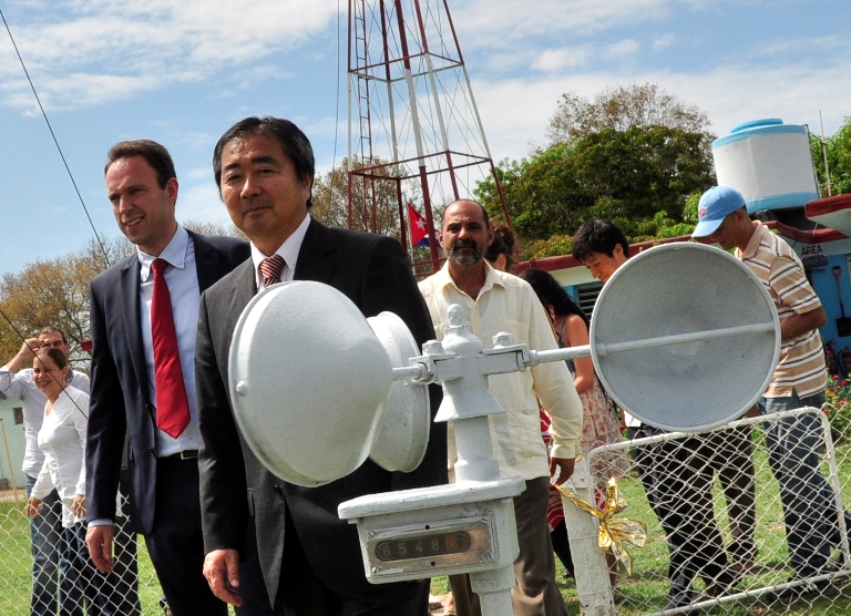 Inauguran estación meteorologica